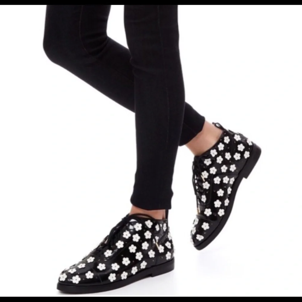 Black and White Floral Ankle Booties with Platform Soles - Picture 3 of 3